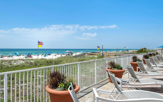 Sleep Inn On The Beach