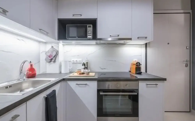 Affordable Luxury With Parking 300mbps Wifi