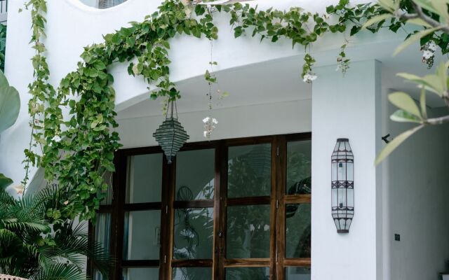 Nazeki Villa