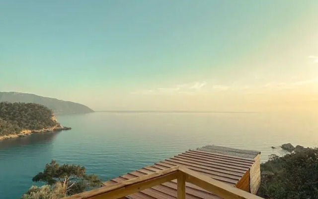 Shambala Lodge Hotel