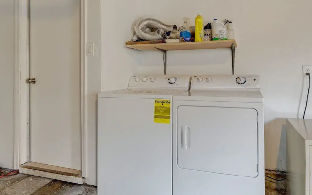 Cozy 2bd House, Minutes From Fb And Stanford Univ! 2 Bedroom Home by RedAwning