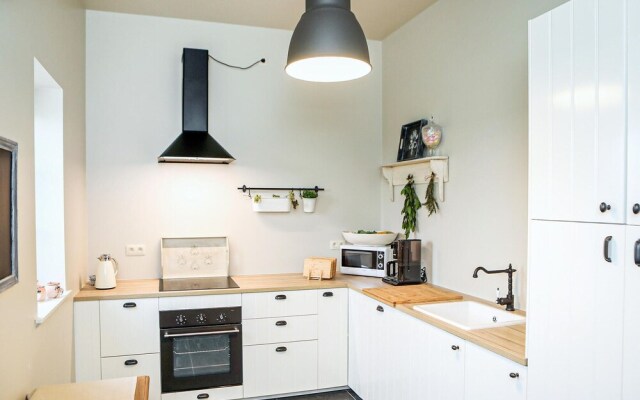 Amazing Home in Stavele With 4 Bedrooms and Wifi