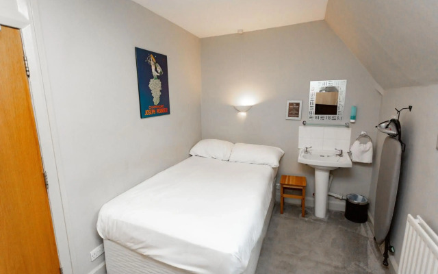 Corner House Hotel