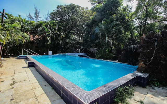 OYO 10401 Home 4BHK Villa Assagaon