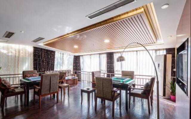 Zenec Elegant Hotel