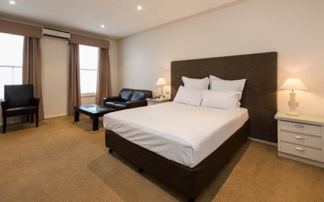 Beau Monde International – Guest Rooms – Melbourne
