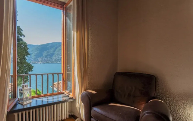 Front Lake Apartment With Private Funicular by Rent all Como