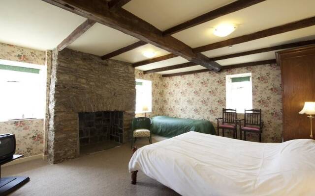 Woodhill House