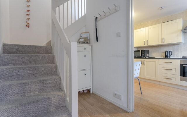 Modern 3 Bedroom Family Home in Hackney