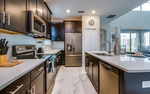 Amazing House! - Champions Gate - 1568FD