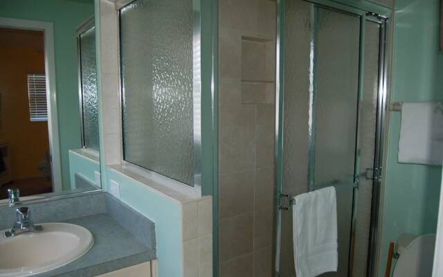 Aloha Kai - Unit 61 2 Bedrooms 2 Bathrooms Apts