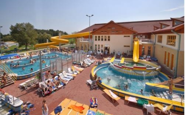 Club MenDan Aparthotel