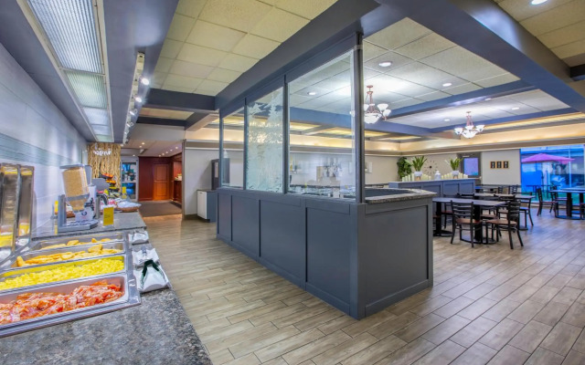 Days Inn by Wyndham Sudbury & Conference Centre
