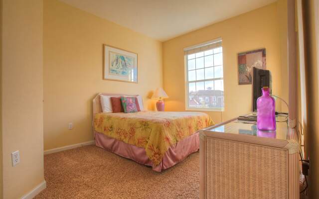 Newly Remodeled Lakeview Penthouse, Near Conv. Ctr