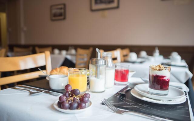 Red Mullions Guest House