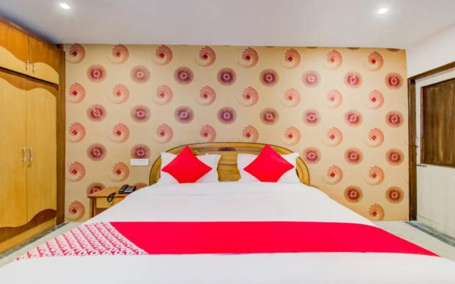 RG Suits & Apartment by OYO Rooms