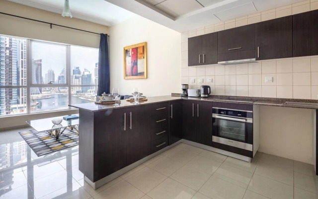 Astonishing 1BR Apt With Amazing Marina Views