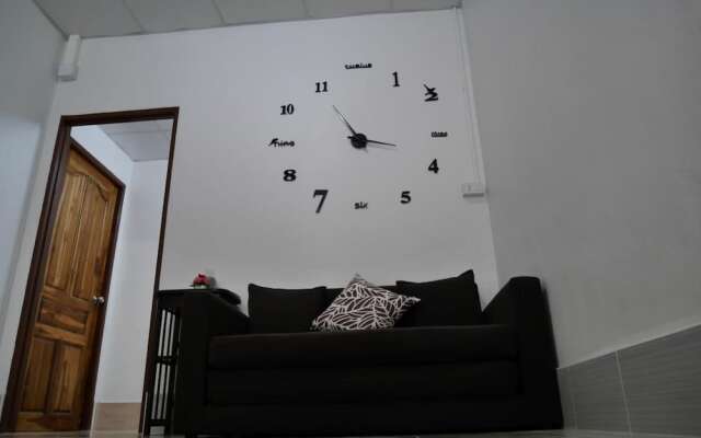 Nawee Guesthouse Sairee - Hostel