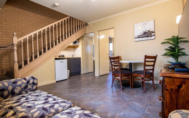 Albury Georgian Motel & Suites