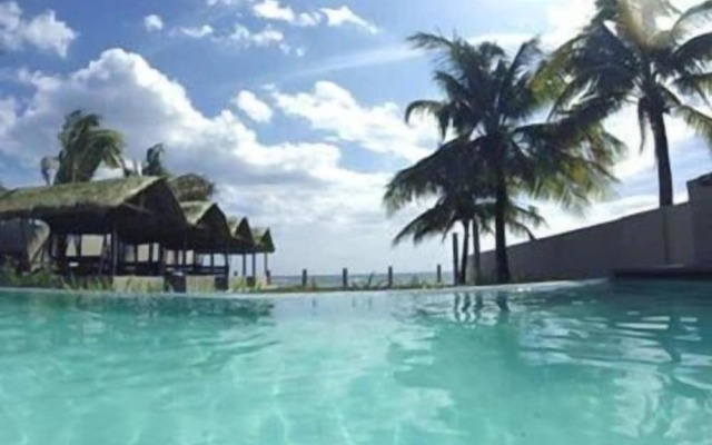 Brizo Hotel and Beach Resort