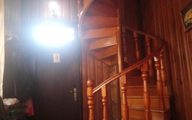 12 Angisa Street Апартаменты