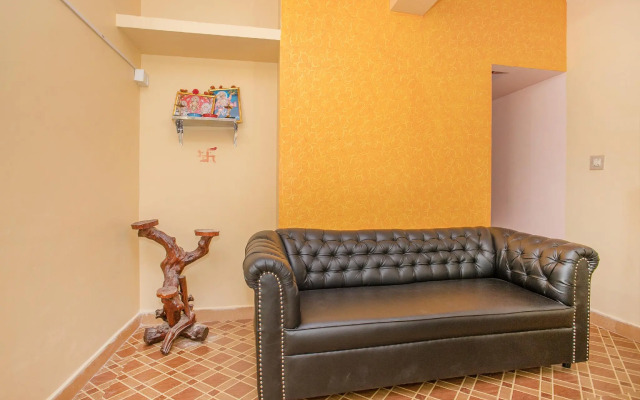 OYO Flagship 11419 Surya Residency