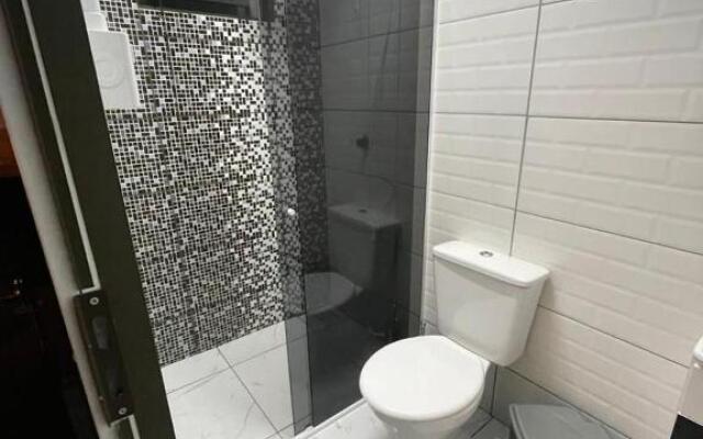 Container Guest House