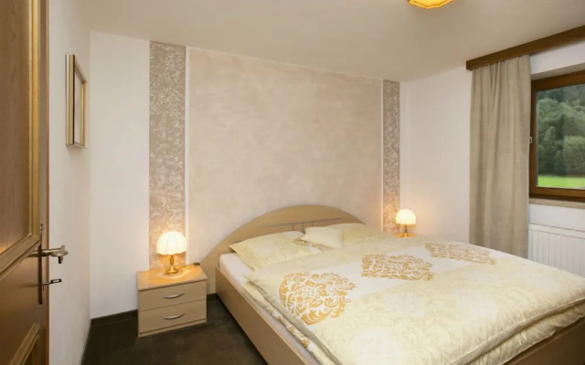Heavenly Apartment in Wängle Tyrol near Walking Trails