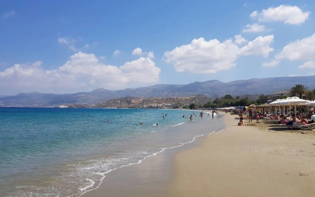 Seafront Own Ouse - Sleeps 6 - 5min Walk To the Beach