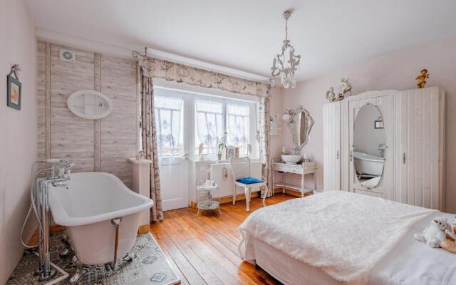 Les iris Chambres D Hôtes