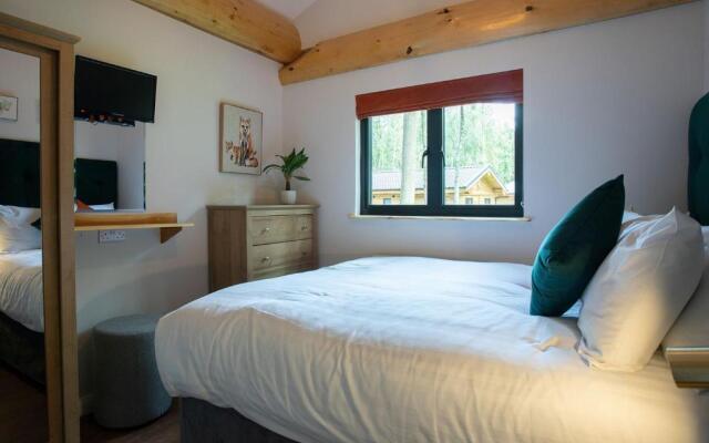Woodland Park Lodges