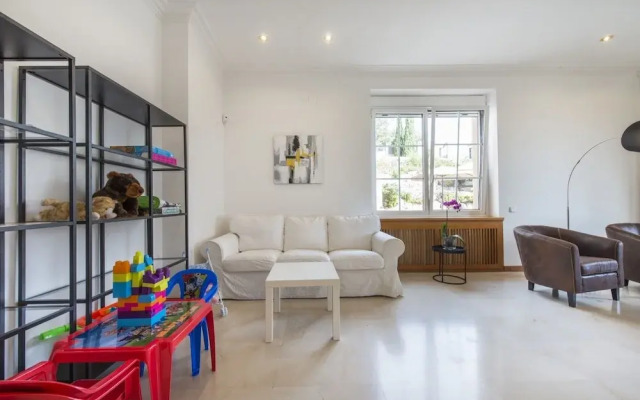 Olala Sea&City View Villa