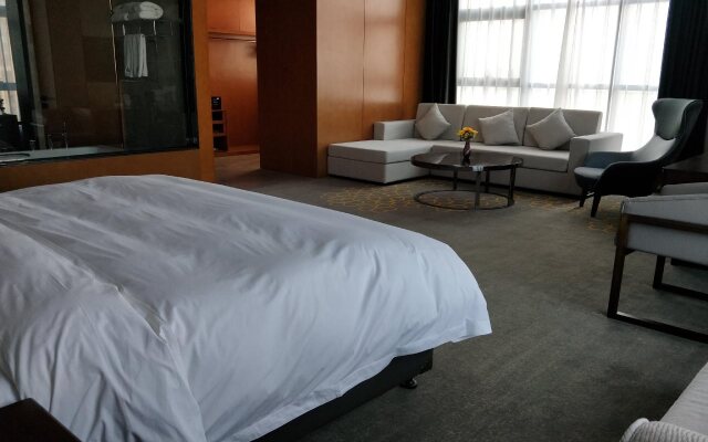 Shaanxi Hancheng Qiangda Grand Skylight Hotel