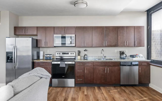 Sleek 2BR Downtown Retreat with Gym