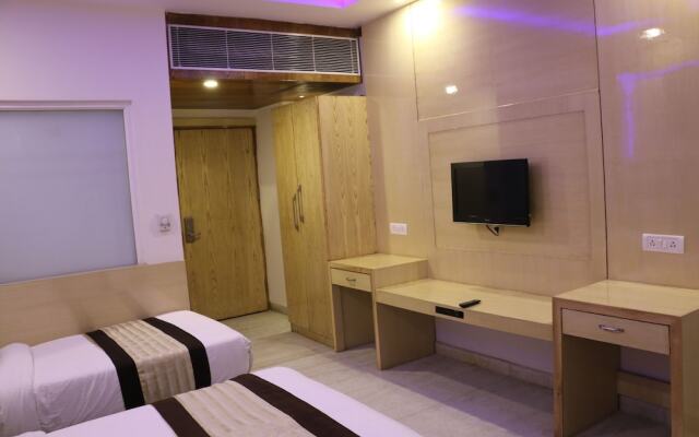Check In Room New Delhi Railway Station