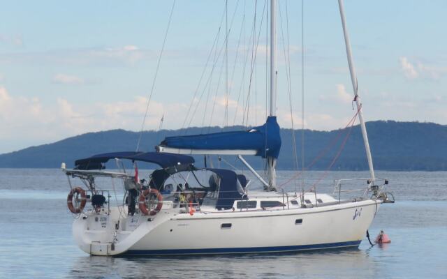 Sailtas - Sailing Charters to Bruny Island - Adults Only