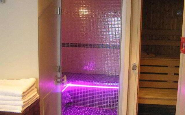 Best Western Hotel Le Dauphin Le Spa Du Prieure