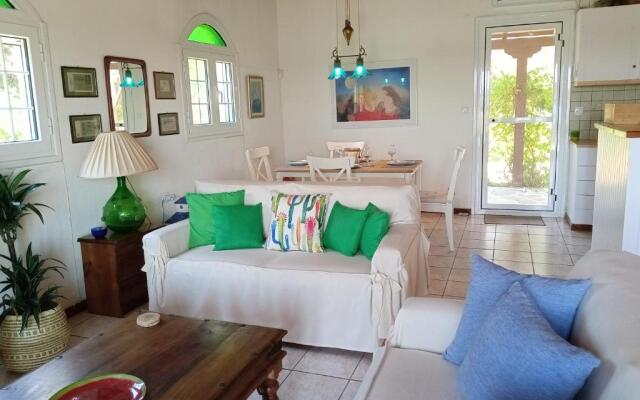 Votsalo Summer House by the Beach
