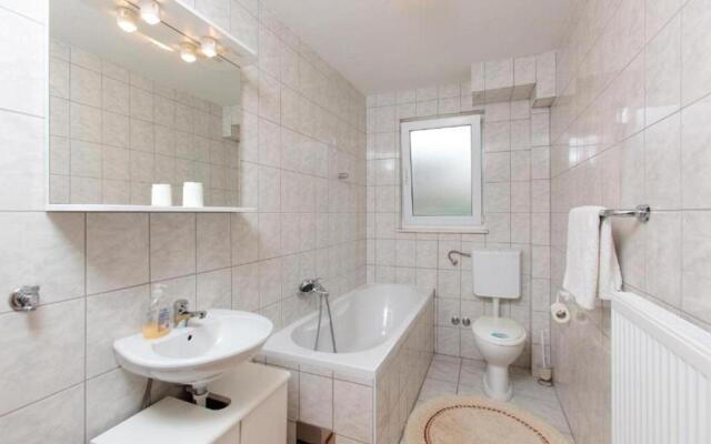 Apartments Knez - 100m from beach