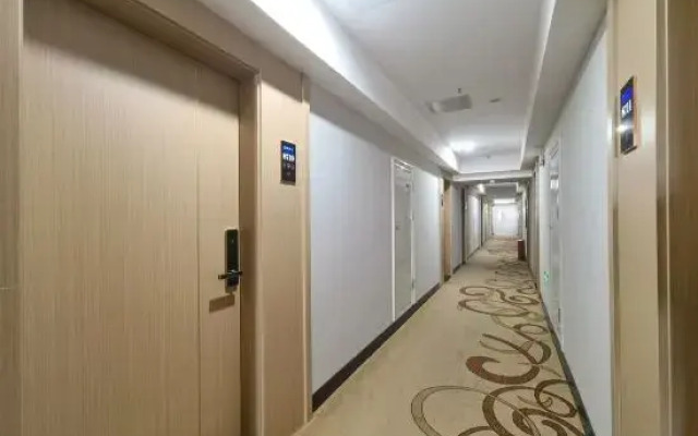 Hotel Bole Halang
