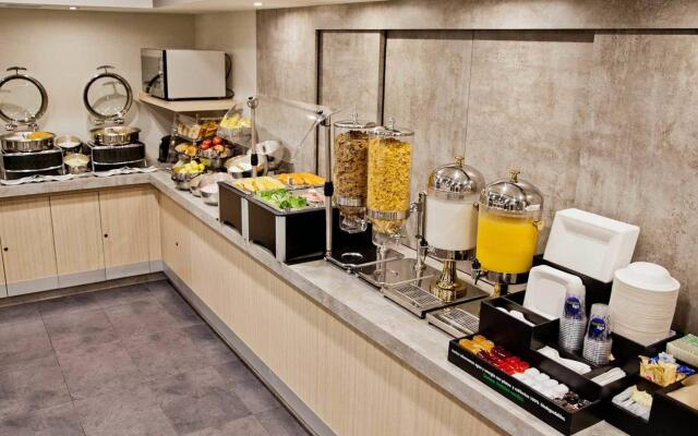 City Express Plus by Marriott Medellin Colombia