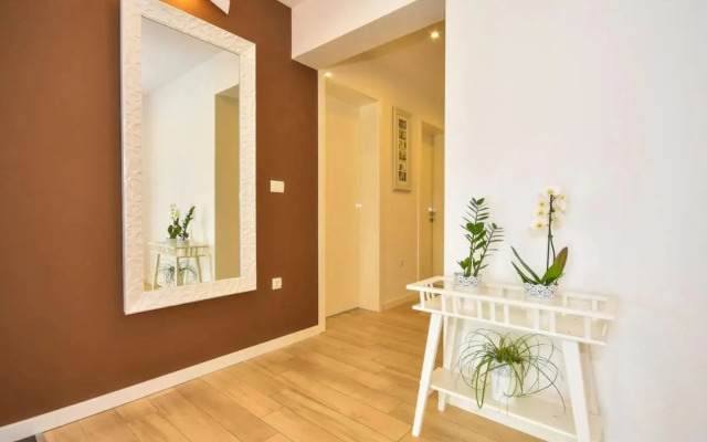 Holiday house with a swimming pool Dugopolje, Zagora - 19033