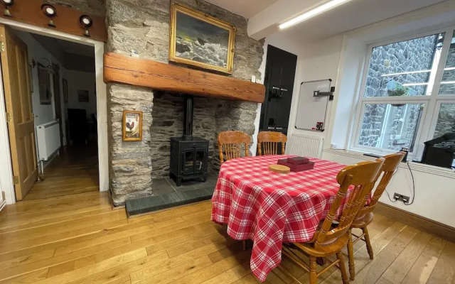 Tyn Y Fron Country House