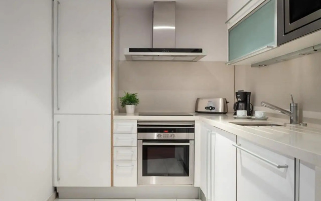 Plaça Catalunya Breathtaking 3bedroom Duplex with balcony