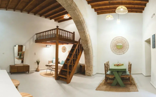 Aesthisis Sensational at Archangelos