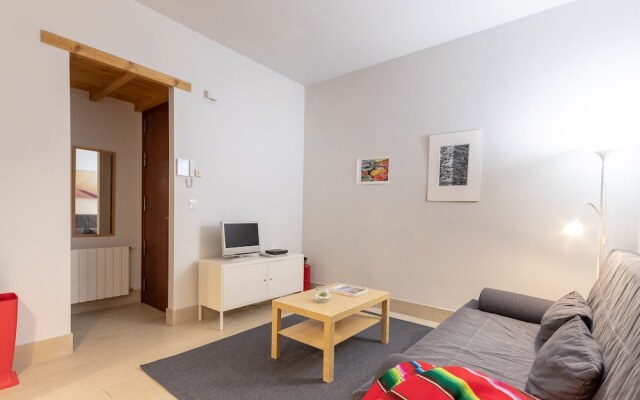 Indautxu XI Apartment by Aston Rentals