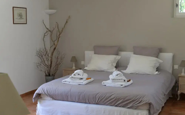 La Bastide De L'aube Chambre d hôtes