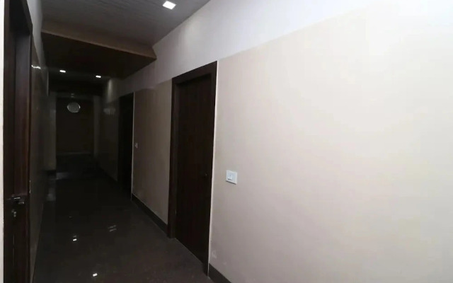 Hotel Sheltear & Resturant By OYO Rooms