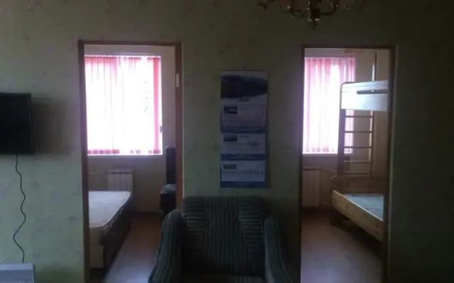 Госпитальная 3