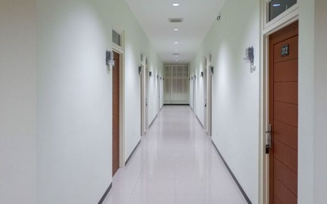 OYO 90217 Cmb 37 Guest House